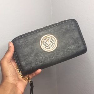 Never used Black and Gold Purse